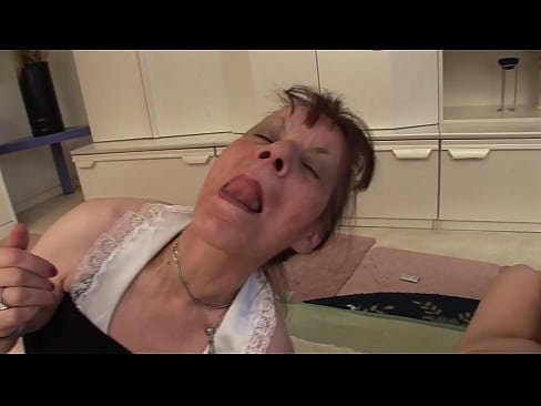 ❤️ Due nonne e un nonno fanno una cosa a tre ☑ Pornoal it.massagecenter-yalta.ru ❌️