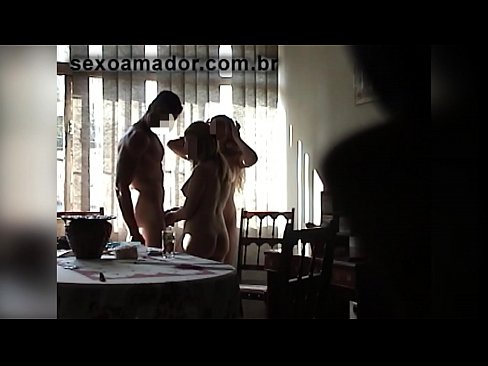 ❤️ Le amiche del sesso invitano un uomo gigante e una cosa a tre con lui ☑ Pornoal it.massagecenter-yalta.ru ❌️
